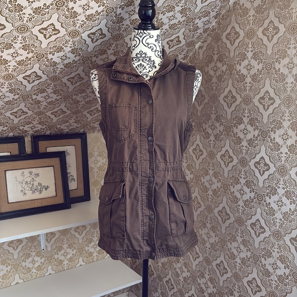 Vintage Roots vest - Picture 2 of 6